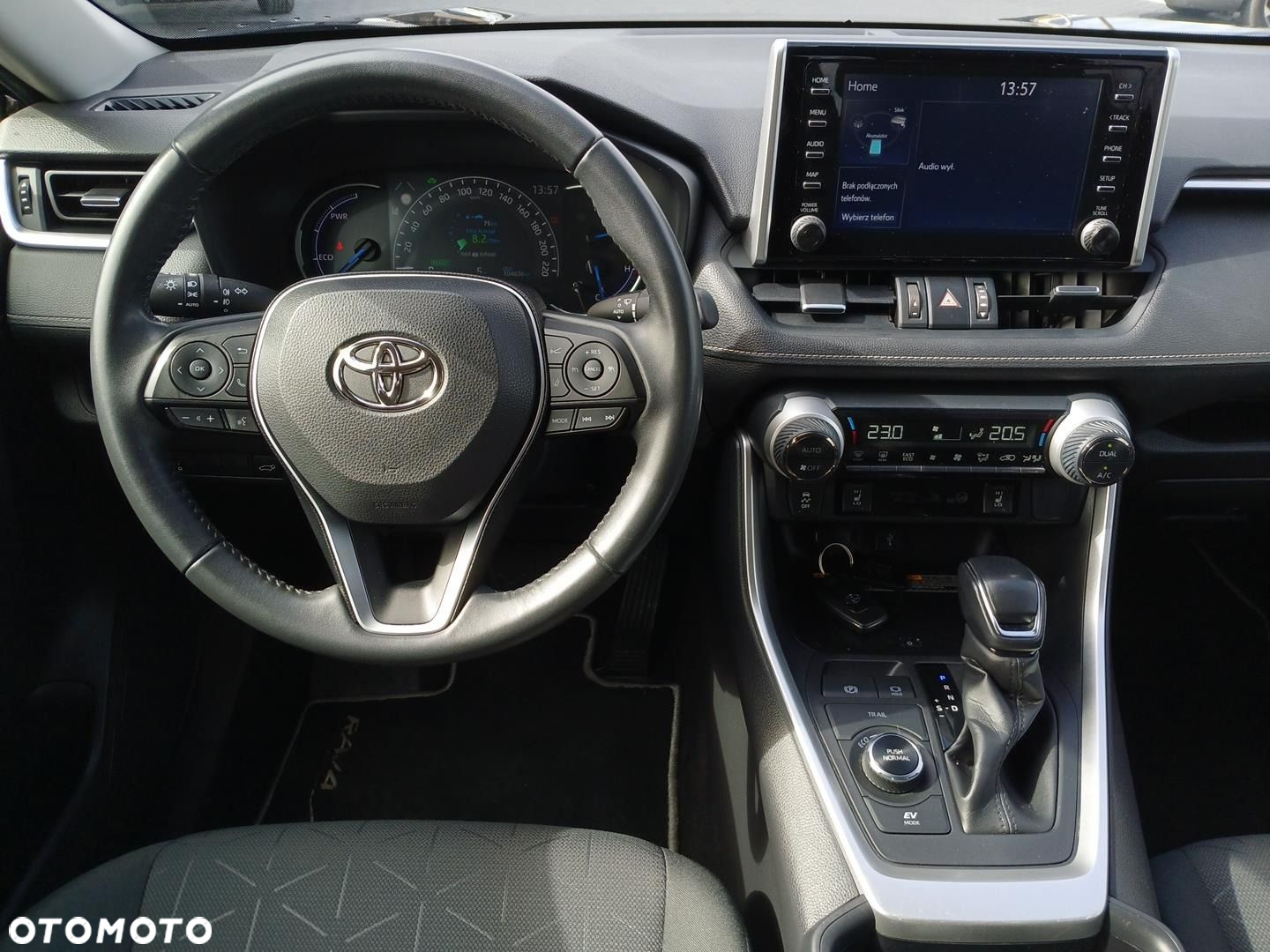Toyota RAV4 - 11