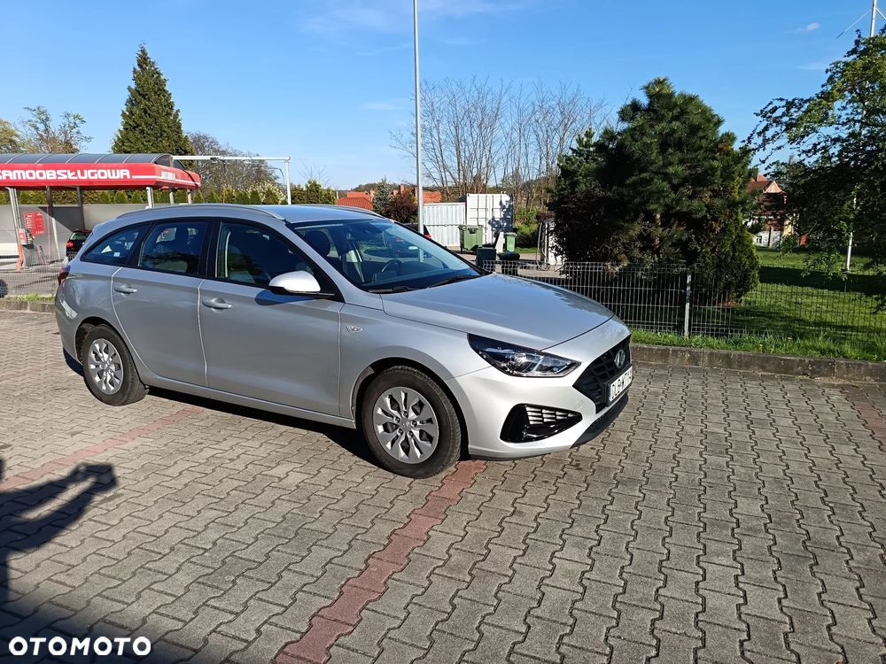 Hyundai i30 1.5 DPI Classic + - 5
