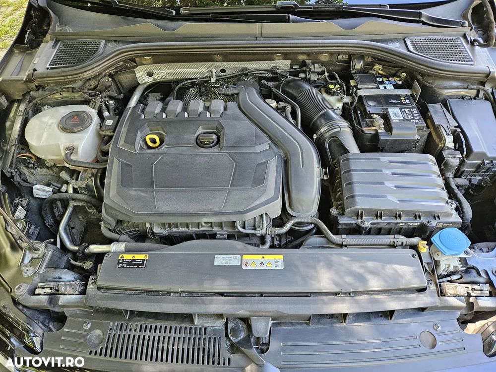VOLKSWAGEN Golf 2022 — imagine 3