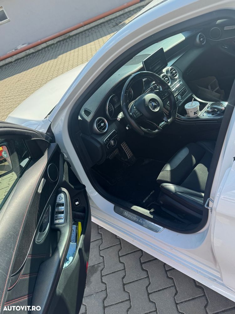 Mercedes-Benz C - 9