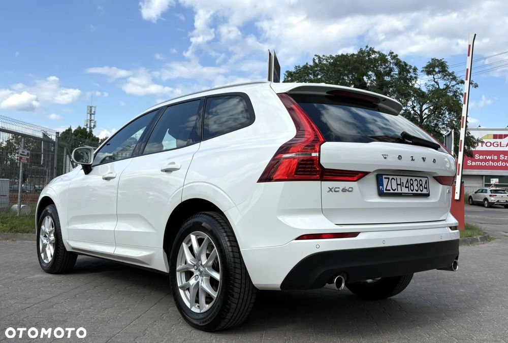 Volvo XC 60 B4 B Momentum - 6