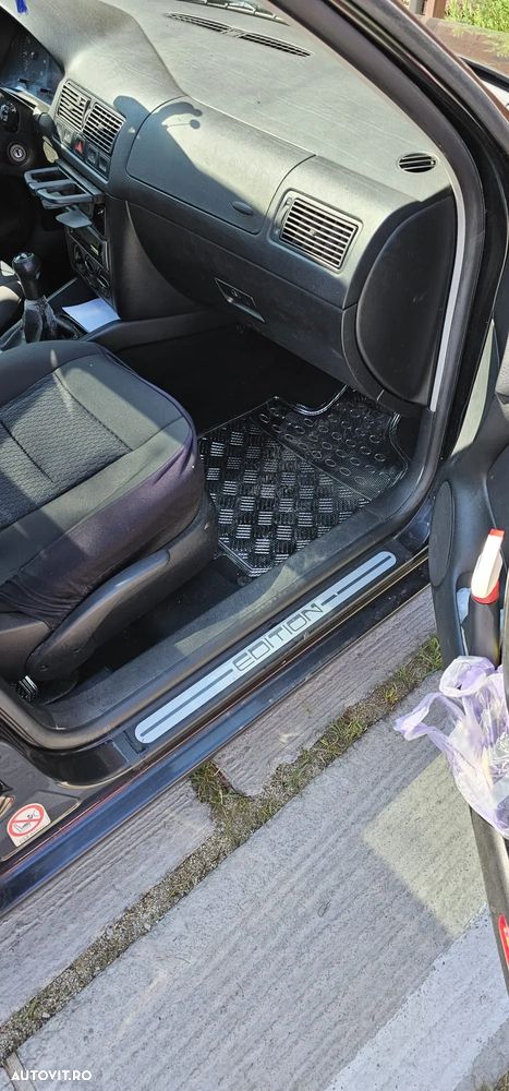 Volkswagen Golf 1.4 Comfortline - 1