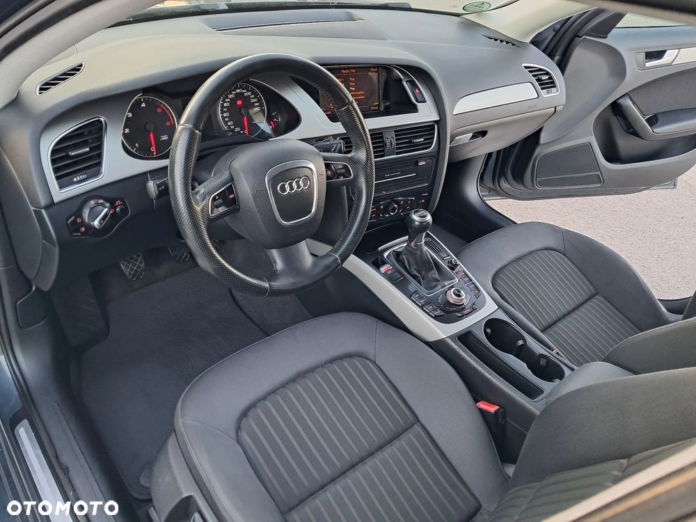 Audi A4 Avant 2.0 TDI DPF Attraction - 8