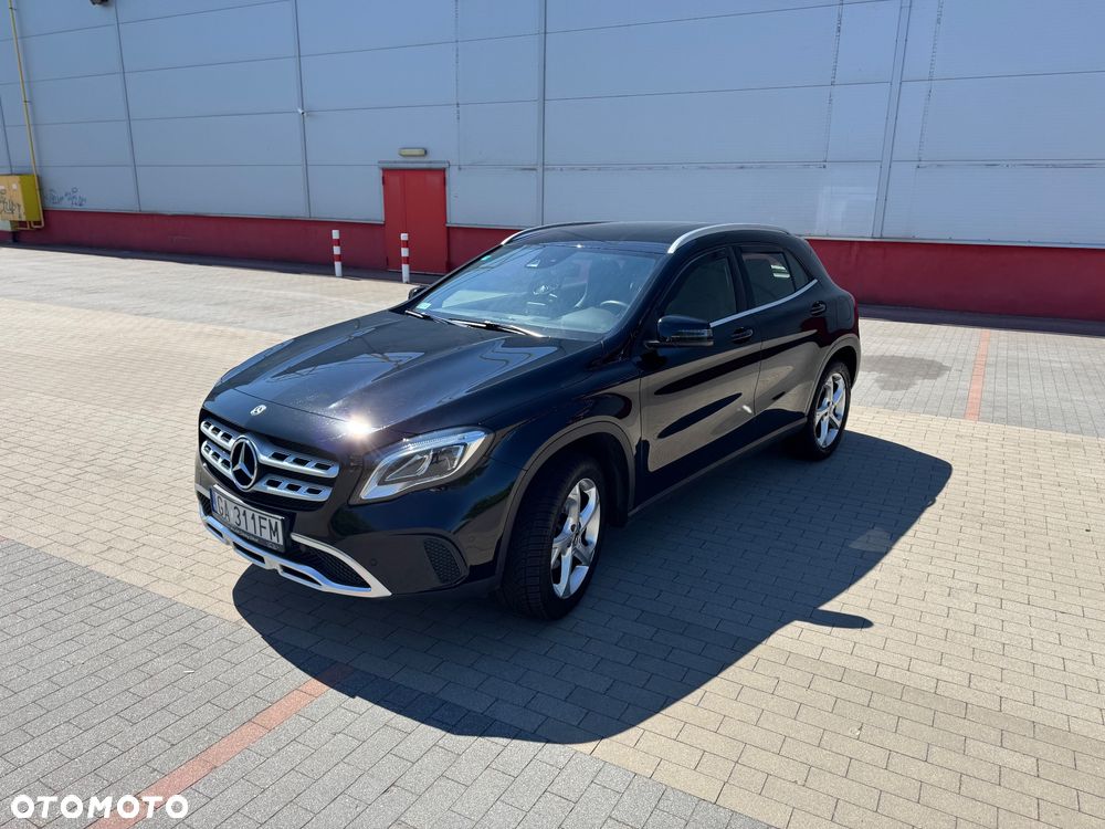 Mercedes-Benz GLA 200 7G-DCT - 2
