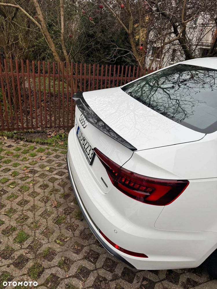 Audi A4 Limousine 45 TFSI quattro S tronic design - 7