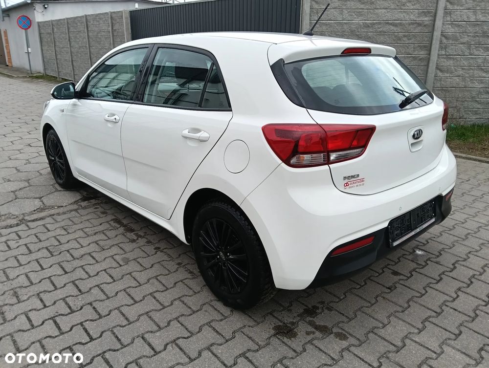 Kia Rio 1.2 Spirit - 4