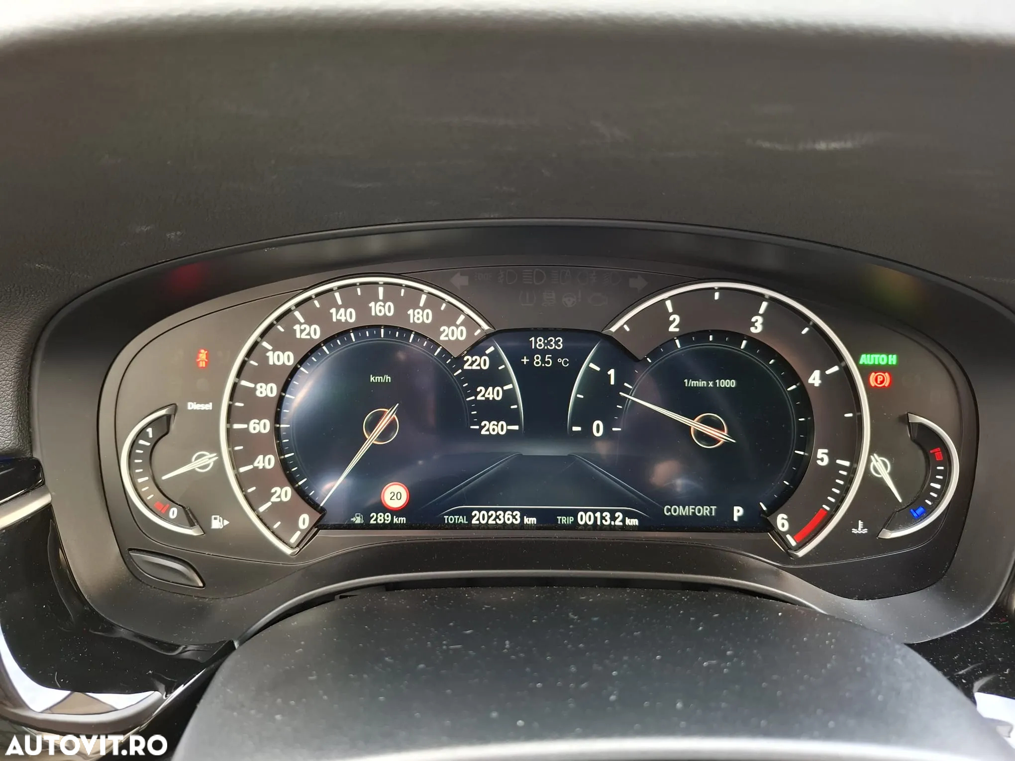 BMW Seria 5 520d xDrive Touring Aut. Sport Line - 12