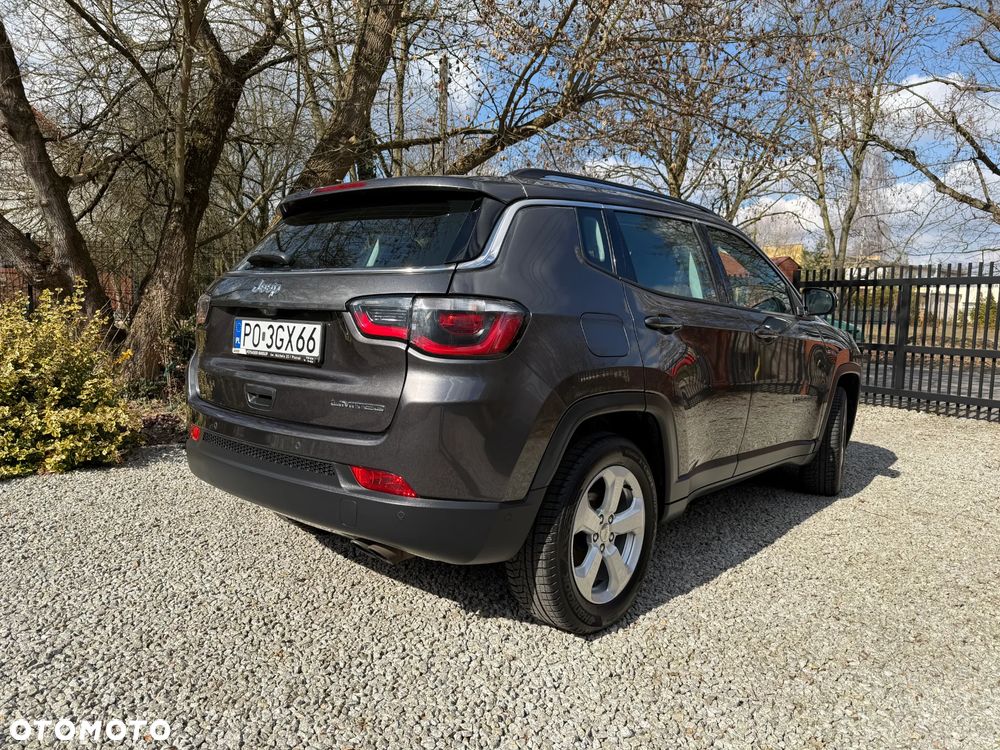 Jeep Compass - 8