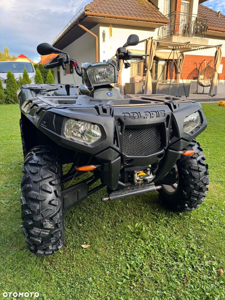 Polaris Sportsman - 1