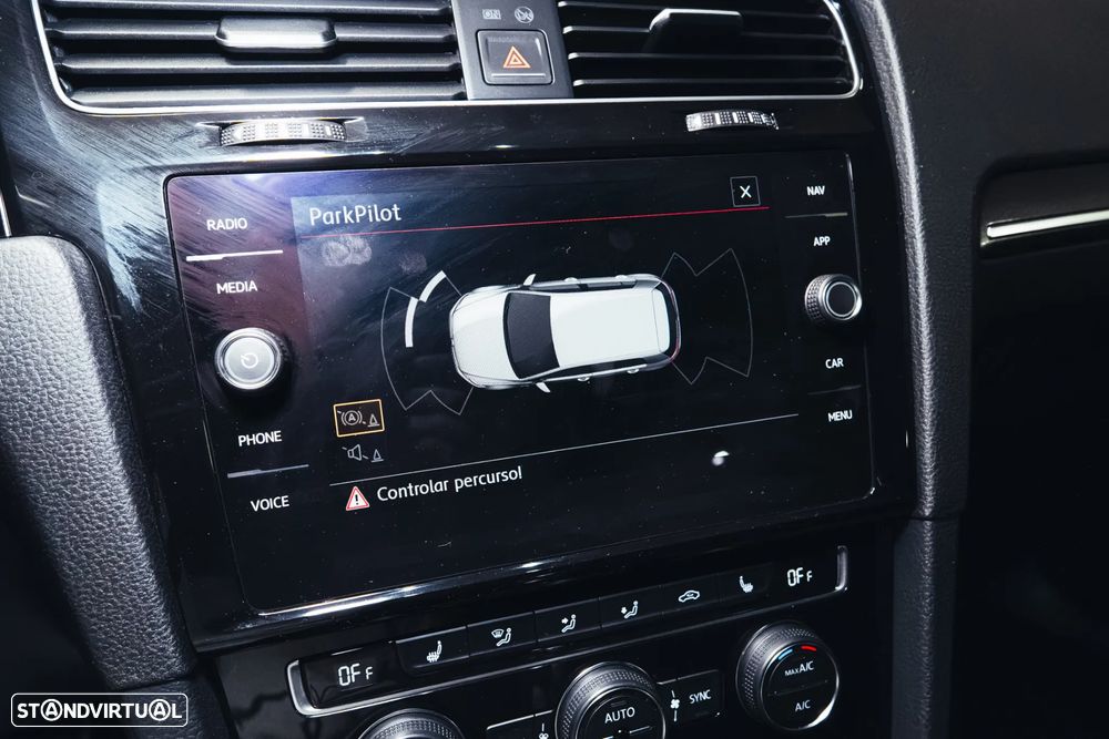 VW Golf GTI 2.0 TSI OPF DSG Performance - 25