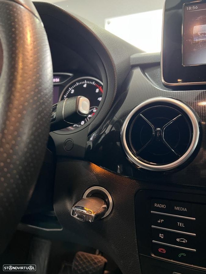 Mercedes-Benz B 220 CDi AMG Line - 15