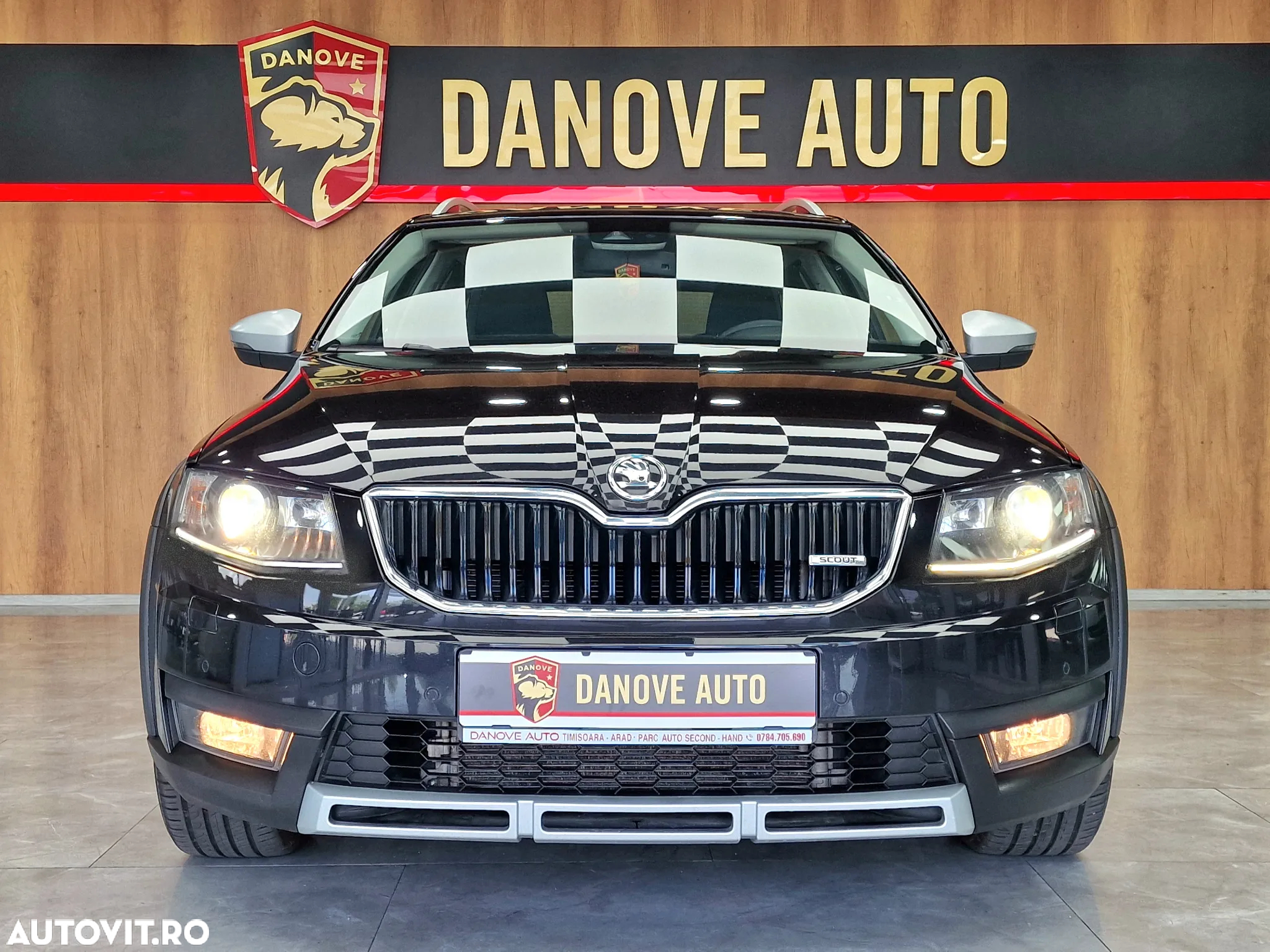 Skoda Octavia 2.0 TDI 4x4 Scout - 2