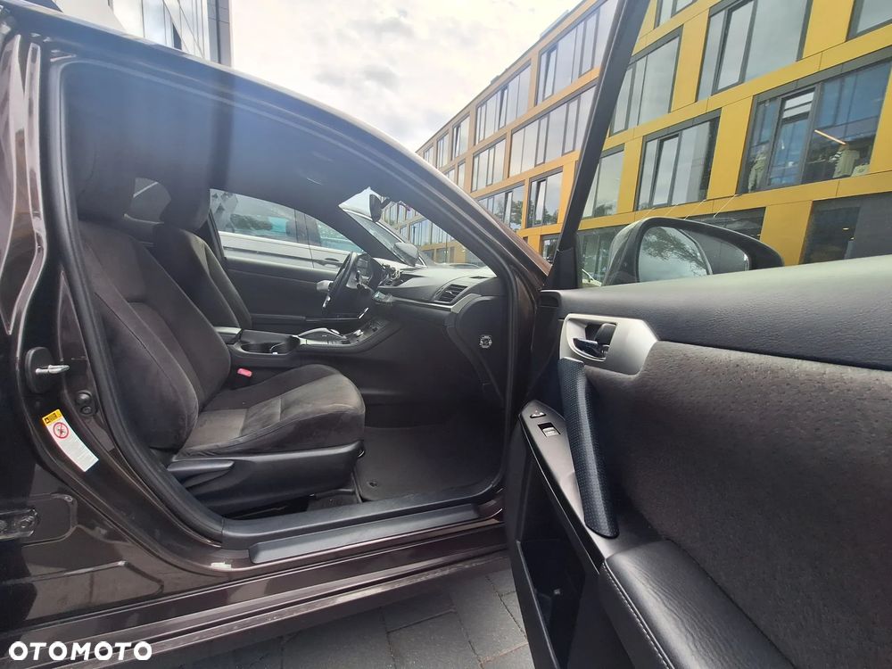 Lexus CT 200h Comfort - 11