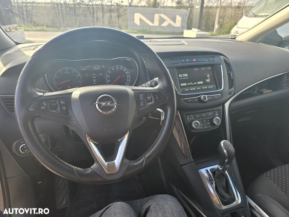 Opel Zafira Tourer 1.6 Aut Enjoy - 9