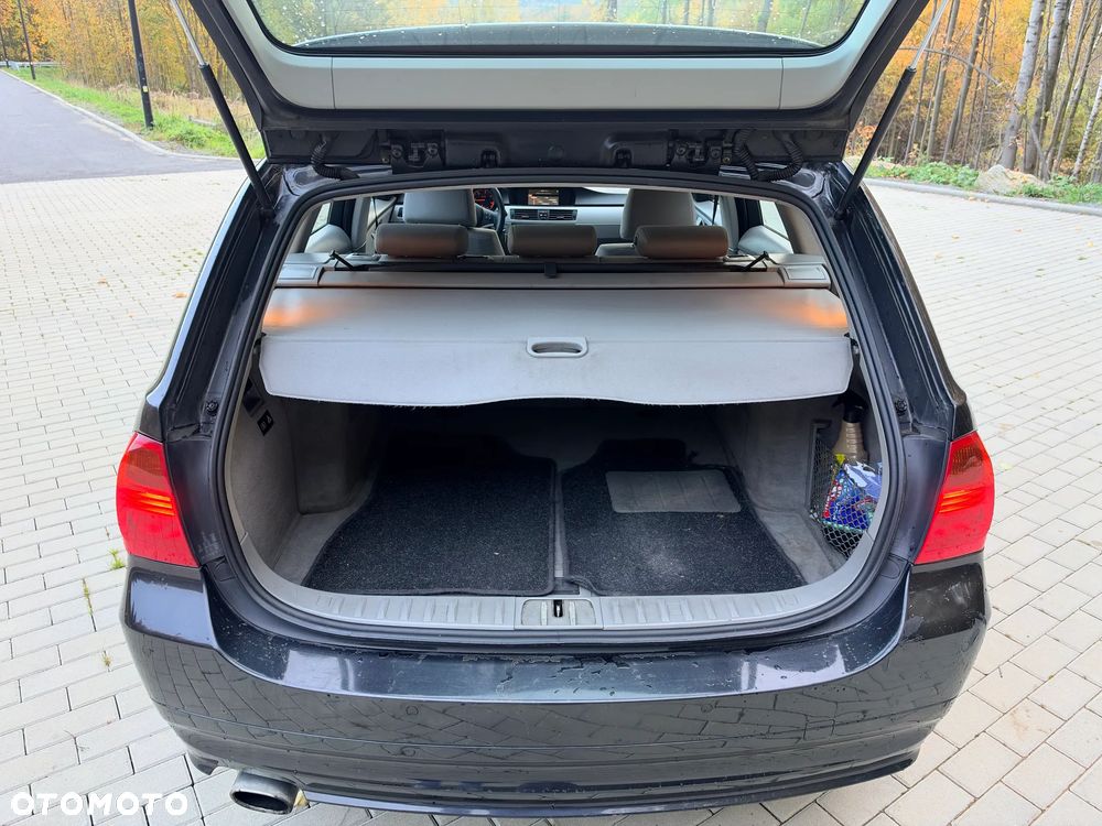 BMW Seria 3 - 11