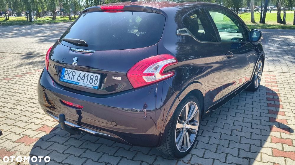 Peugeot 208 1.6 e-HDi Allure STT - 6