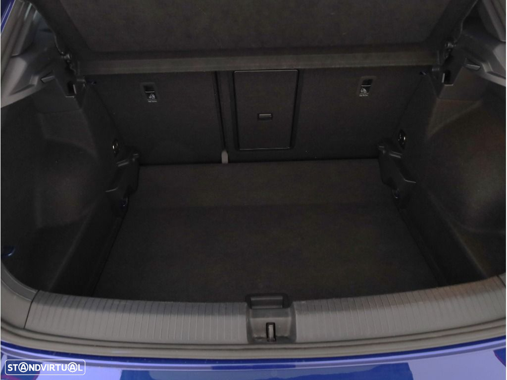 VW T-Roc 1.5 TSI R-Line DSG - 33