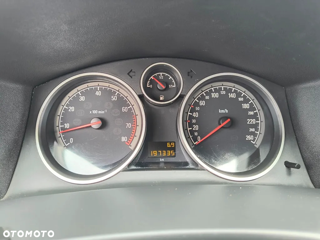 Opel Astra 1.8 Caravan Edition - 14