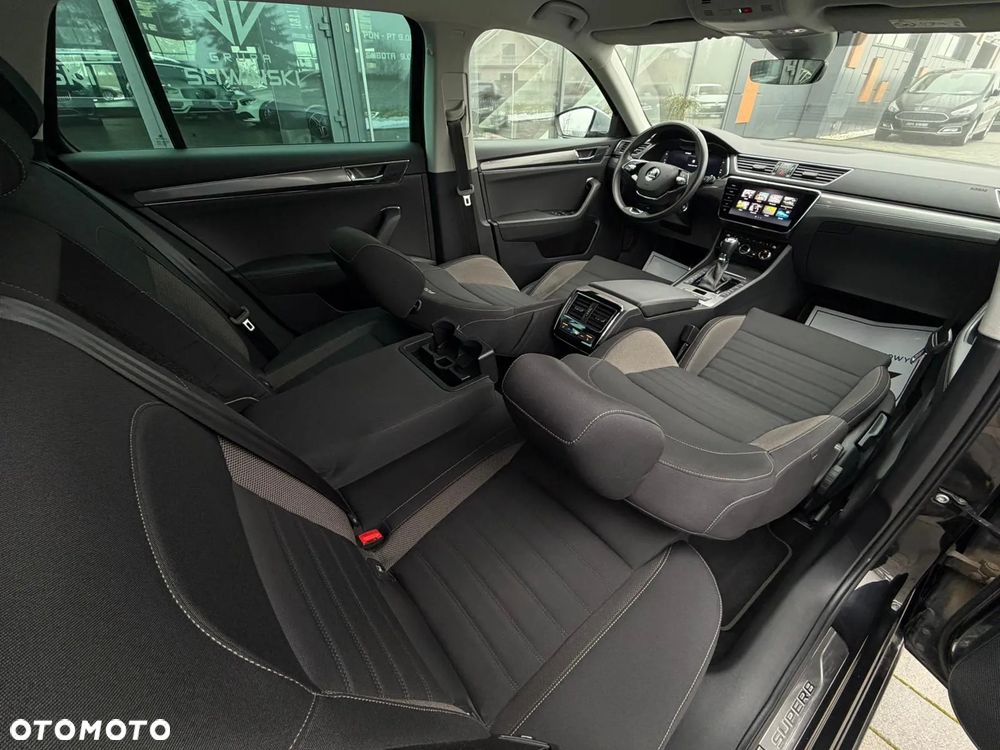 Skoda Superb 2.0 TDI 4x4 DSG Scout - 16