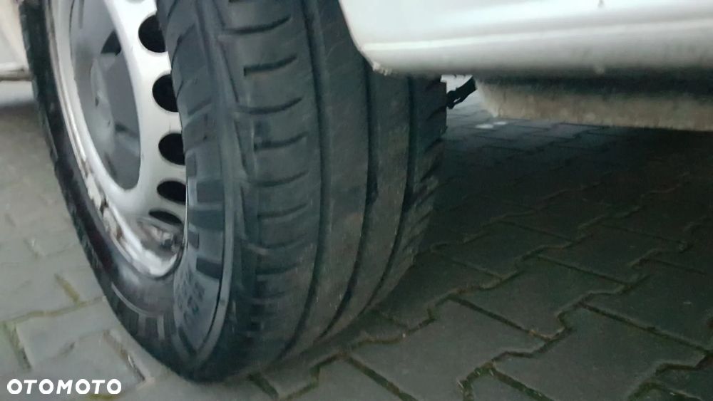 Mercedes-Benz Sprinter - 35