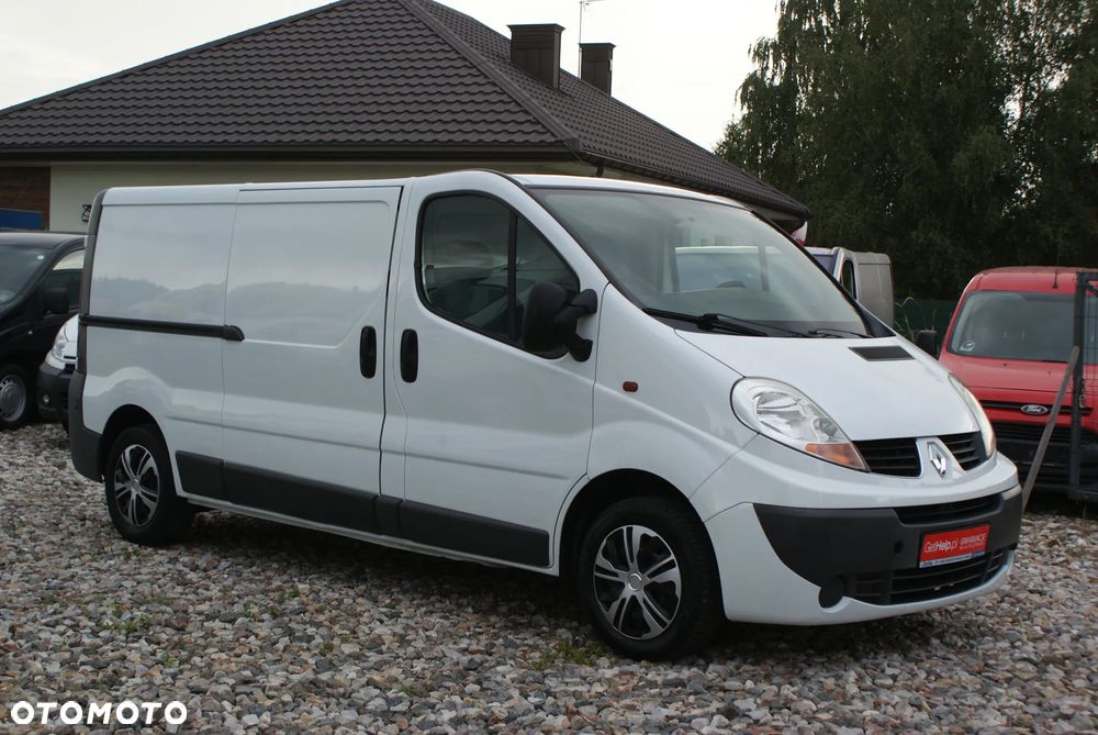 Renault Trafic - 13