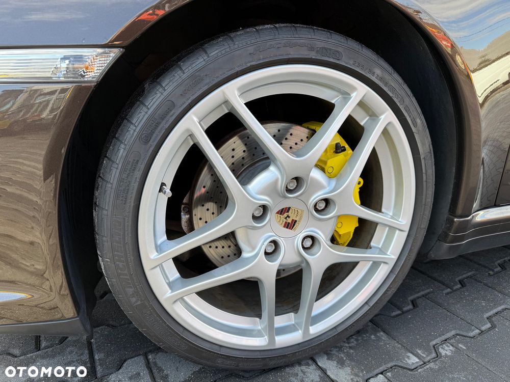 Porsche 911 Carrera 4S PDK - 10