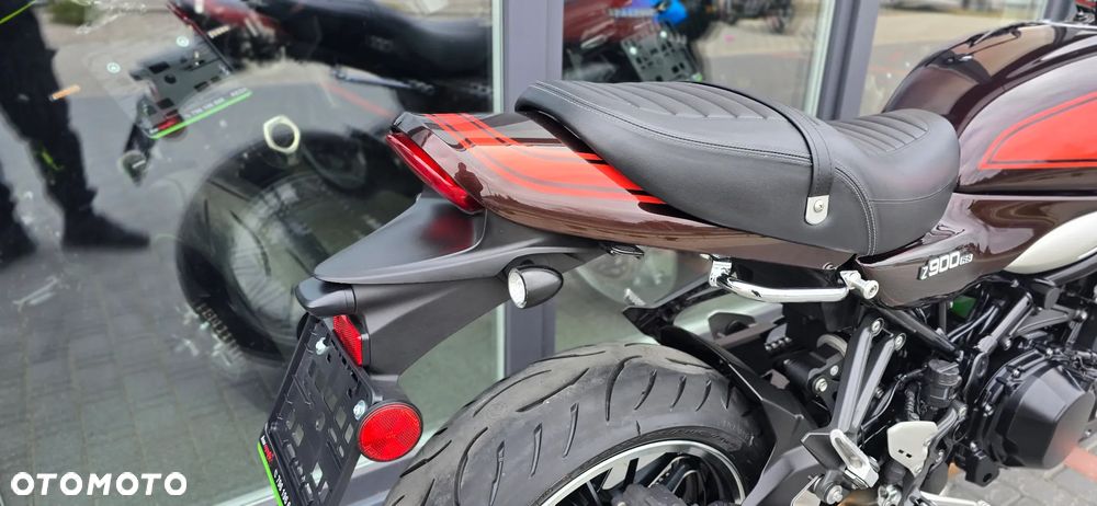 Kawasaki Z 900 RS - 14
