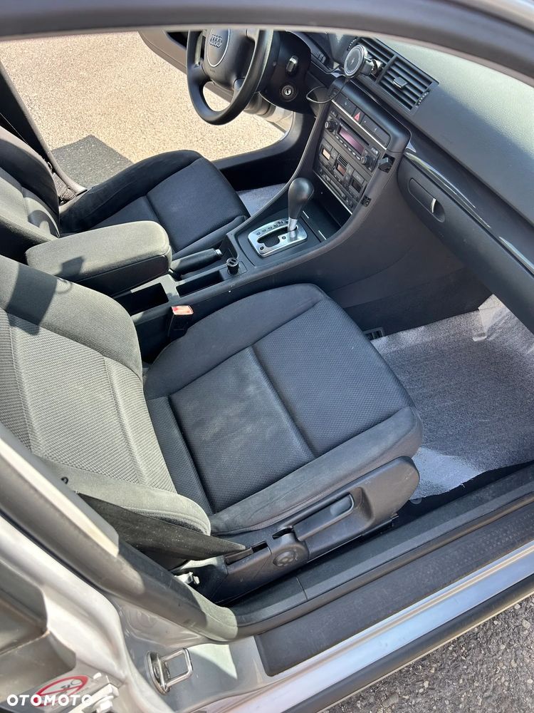Audi A4 Avant - 13