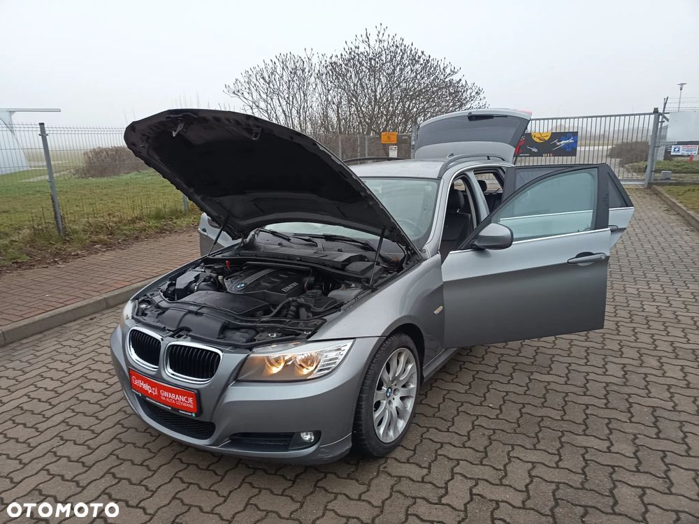 BMW Seria 3 318d - 19