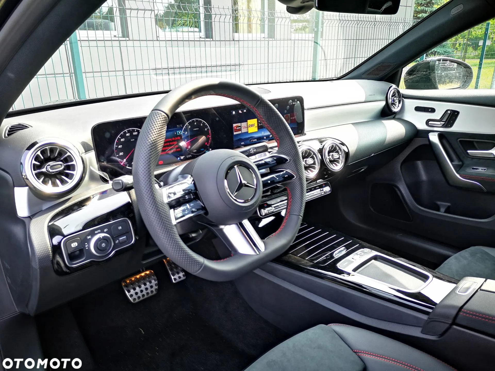 Mercedes-Benz Klasa A 220 4Matic 7G-DCT AMG Line - 14