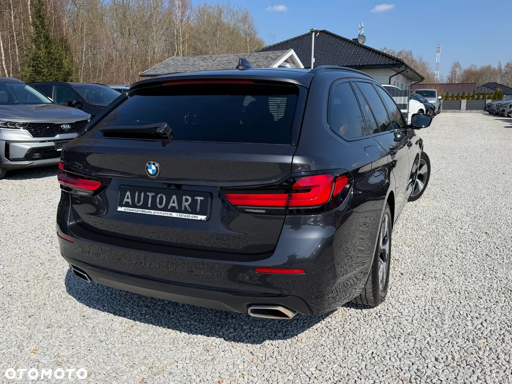 BMW Seria 5 520d Luxury Line - 16