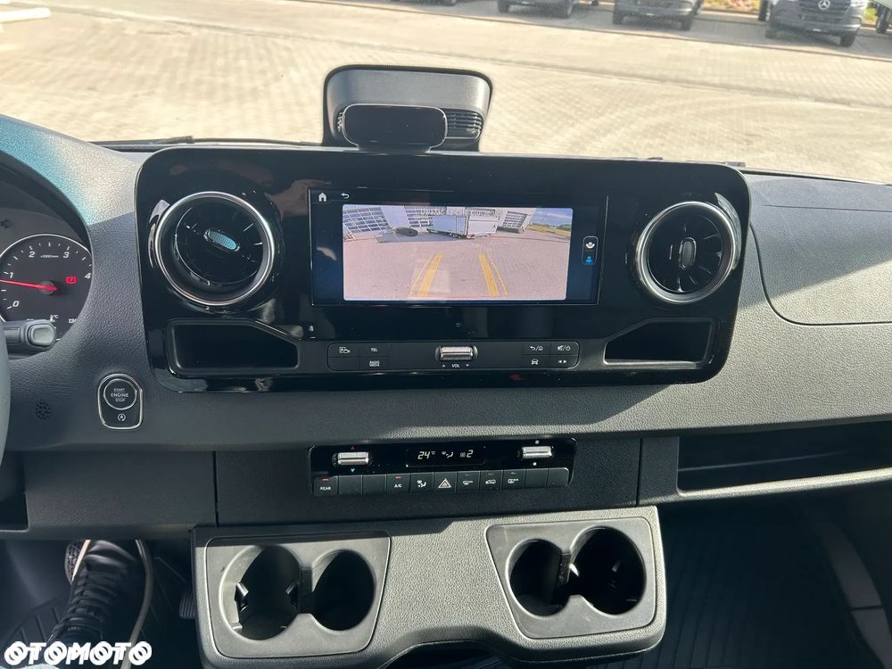 Mercedes-Benz Sprinter Standard PRO 9G-Tronic 907.253 - 12