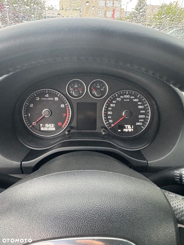 Audi A3 Cabrio 1.8 TFSI Attraction - 17