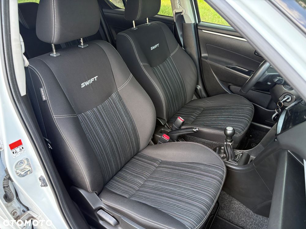 Suzuki Swift 1.2 Premium - 25