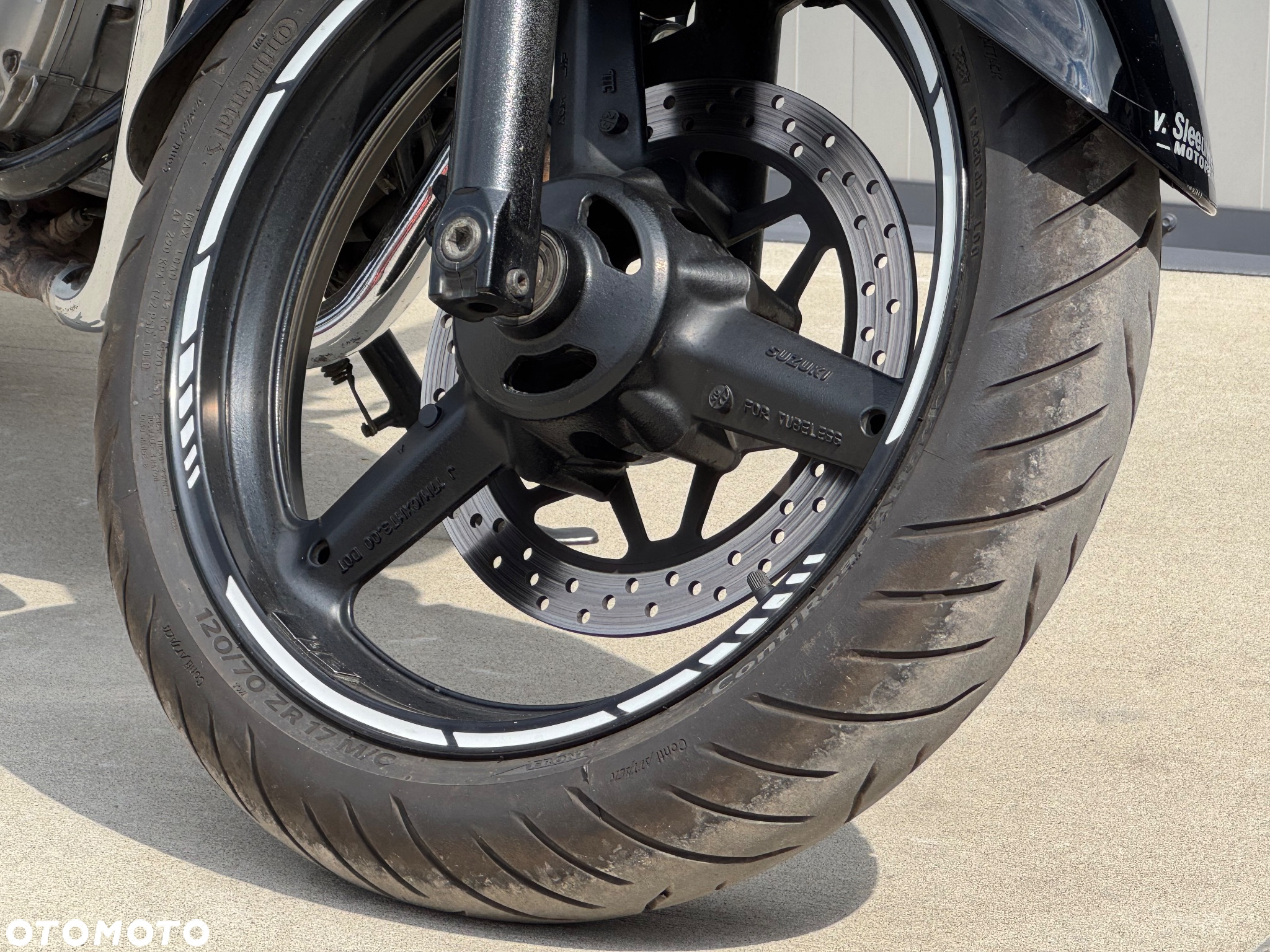 Suzuki GW 250 - 6