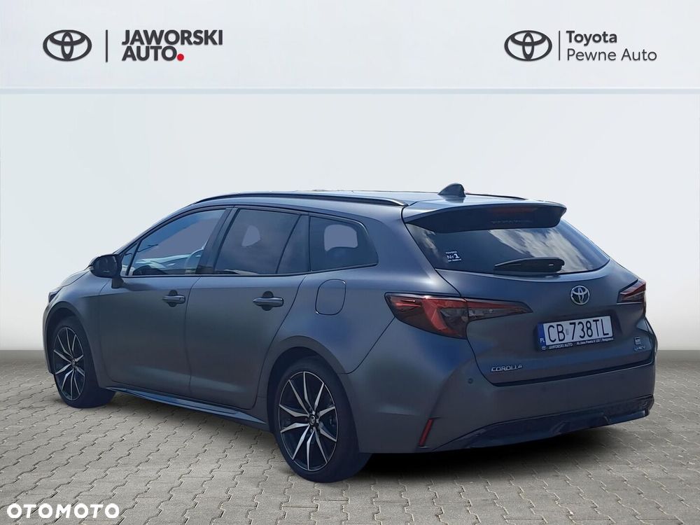 Toyota Corolla - 5
