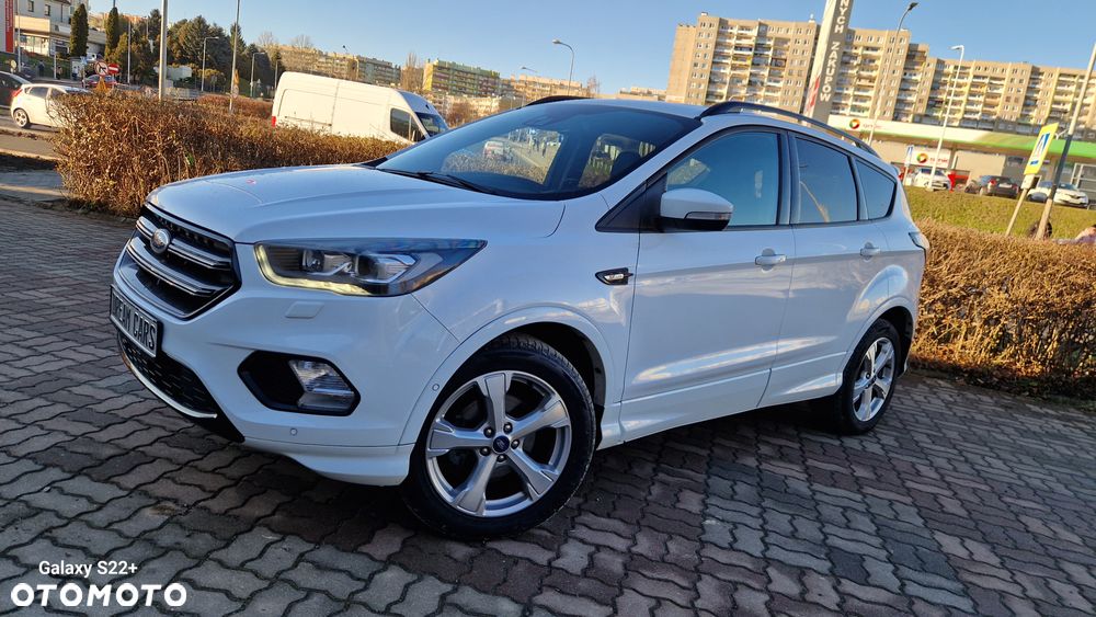 Ford Kuga 1.5 EcoBoost 2x4 ST-Line - 2