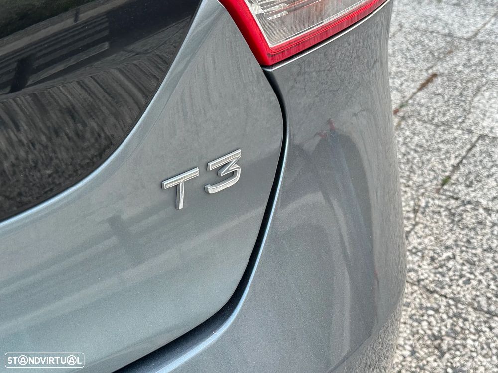 Volvo V40 1.5 T3 Sport Edition Geartronic - 24