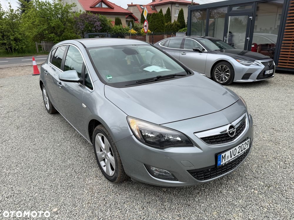 Opel Astra 1.4 Turbo Edition Sport - 3