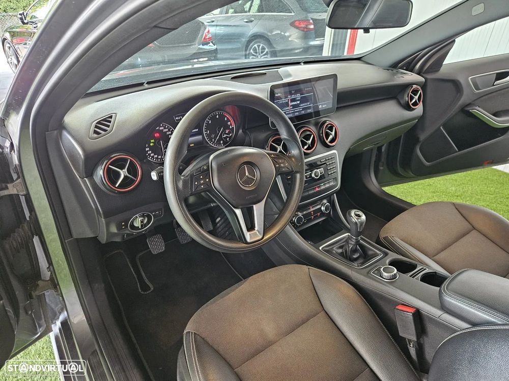 Mercedes-Benz A 180 CDI (BlueEFFICIENCY) - 12