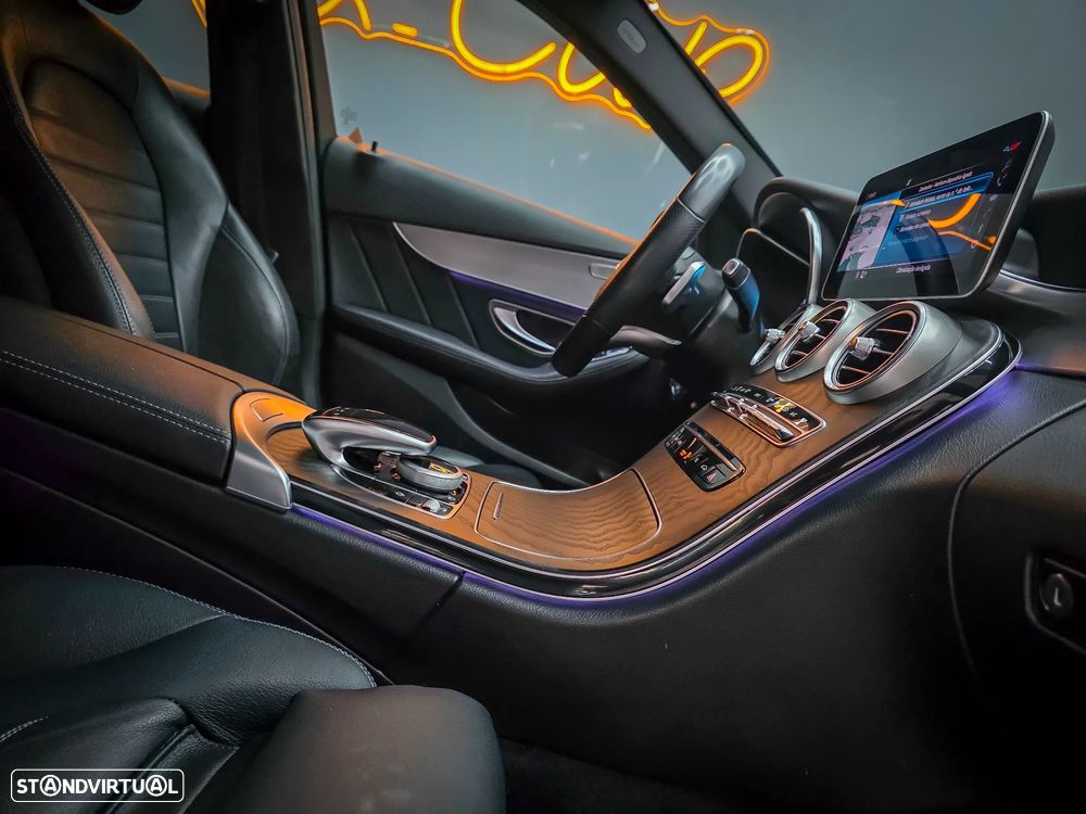 Mercedes-Benz C 220 d Station 9G-TRONIC AMG Line - 22
