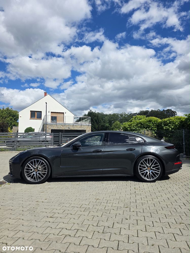 Porsche Panamera 4 E-Hybrid PHEV - 4