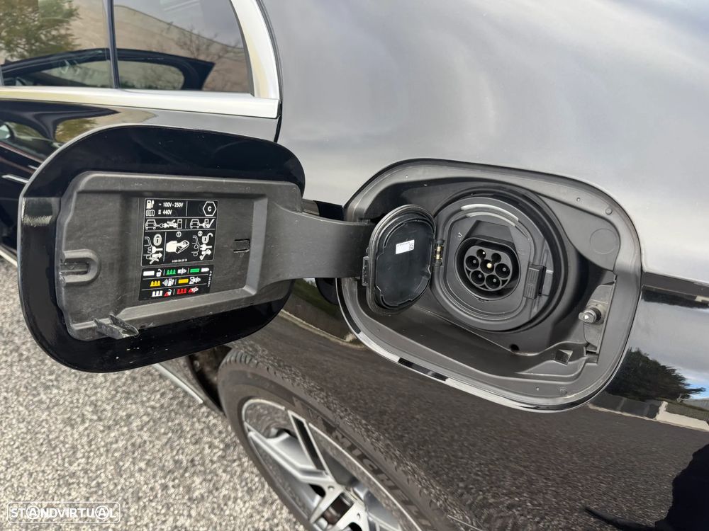 Mercedes-Benz E 300 Standard - 40