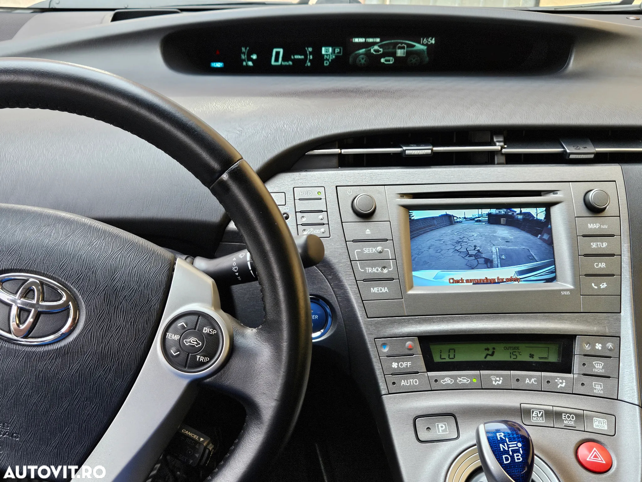 Toyota Prius (Hybrid) Executive - 7