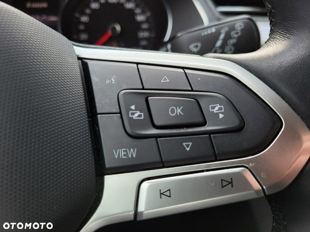 Volkswagen Passat - 24