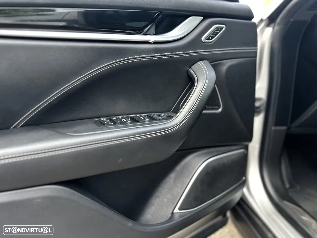Maserati Levante 3.0 V6 GranLusso - 7