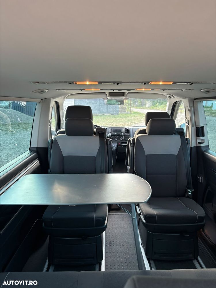 Volkswagen Multivan - 22