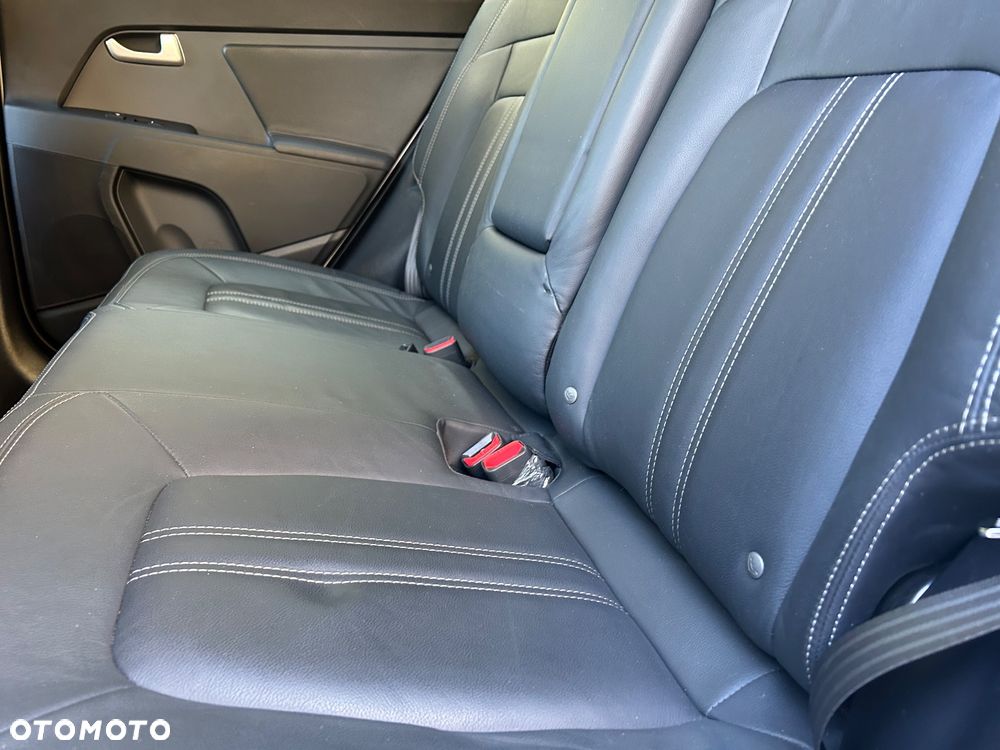 Kia Sportage 2,0 CRDI 2WD ISG Spirit - 13