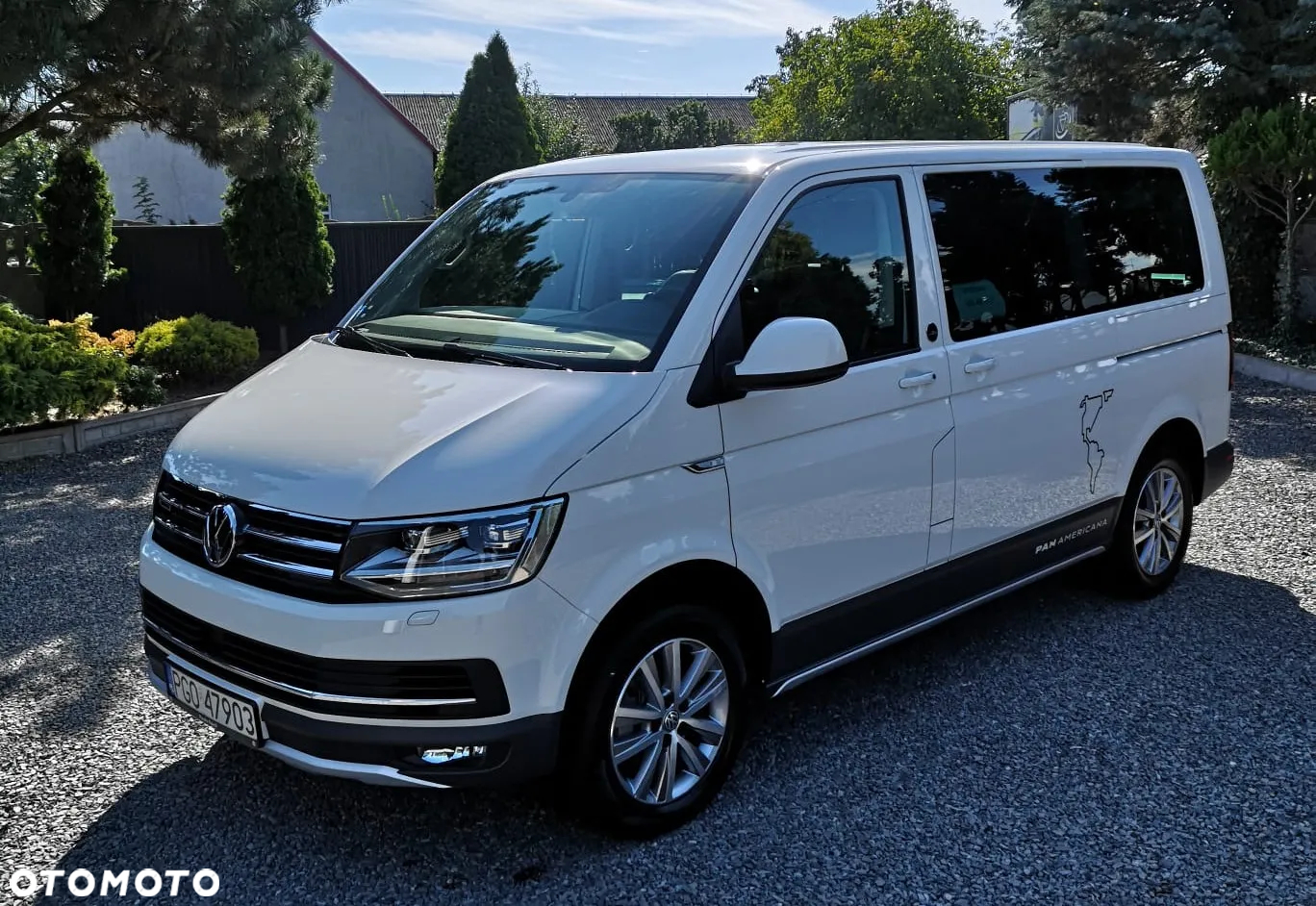 Volkswagen Multivan - 9