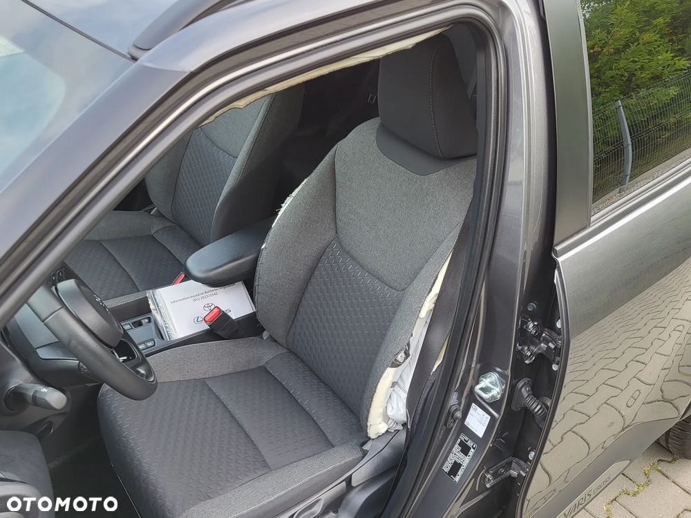 Toyota Yaris Cross Hybrid 1.5 Style - 32